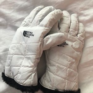 snow gloves